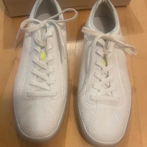 Rothy’s lace up sneaker